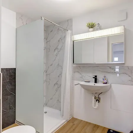 Loft Am Bahnhof, W-lan Lägenhet Albstadt